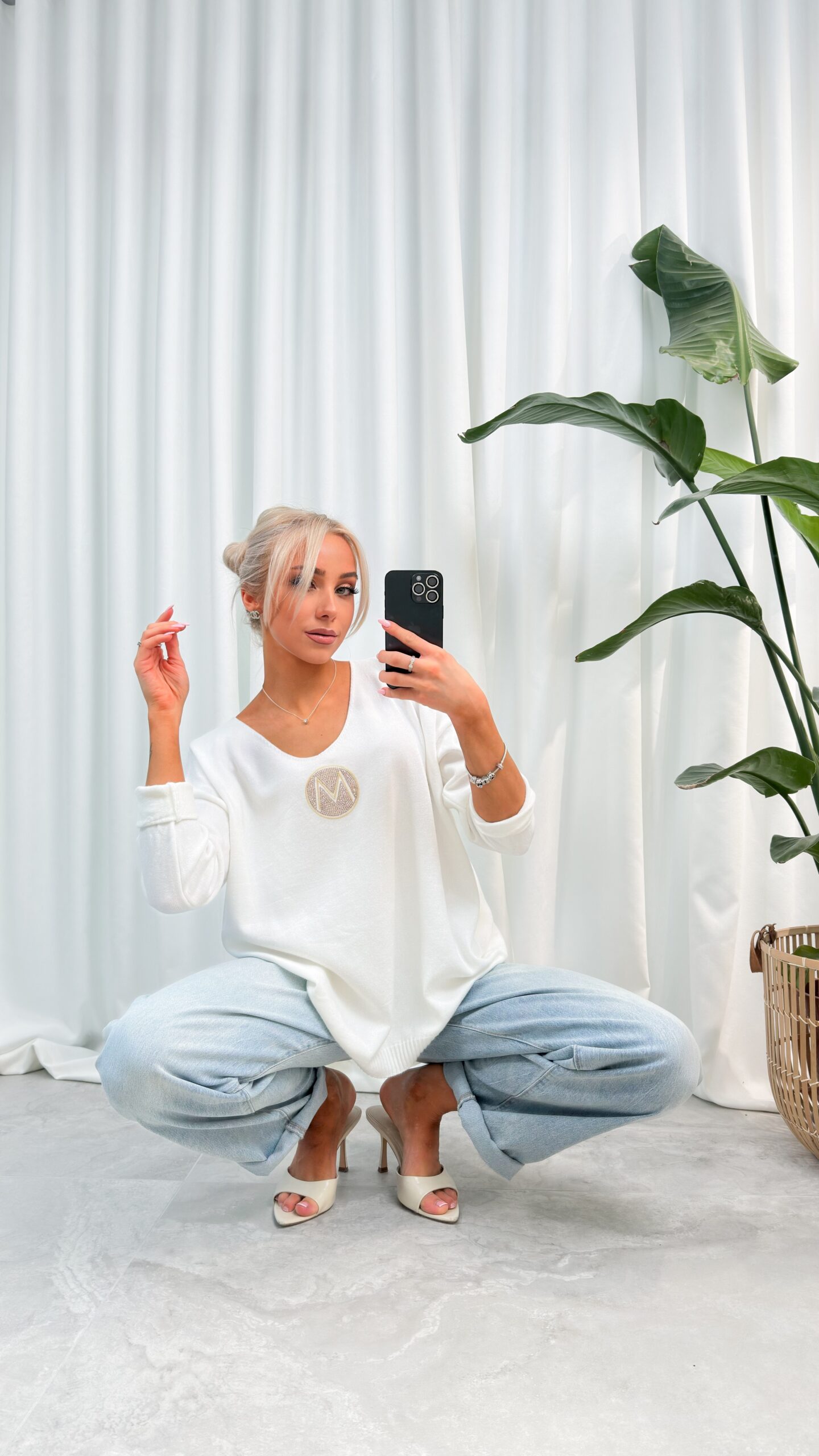 Sweter Minimal Biały - obrazek 2